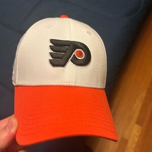 Flyers hat adjustable